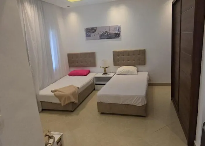 B3فيلا امواج Villa *